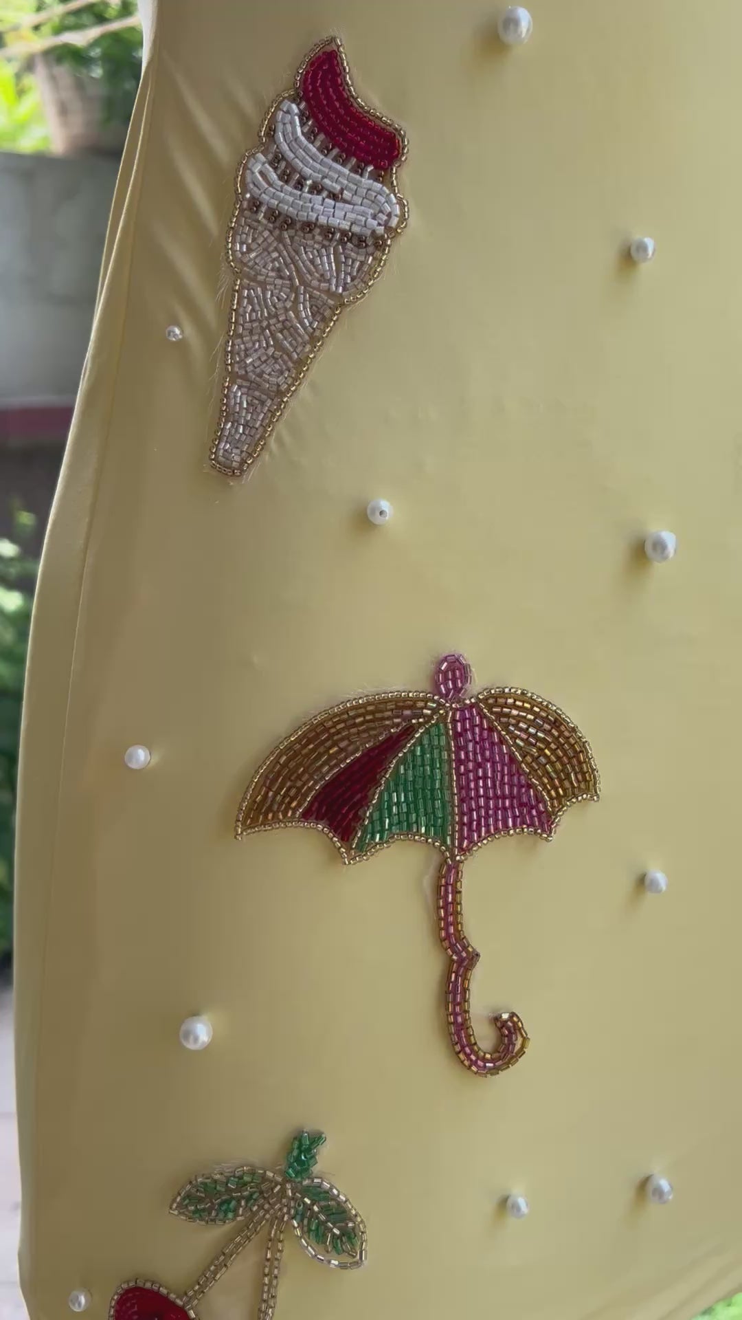 Load video: Beach-chic